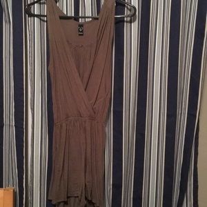 Cacky green sleeveless jumpsuit